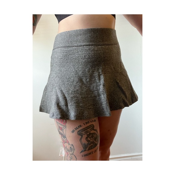 Talula Mini Thick Knit Skirt M GUC - Picture 1 of 3